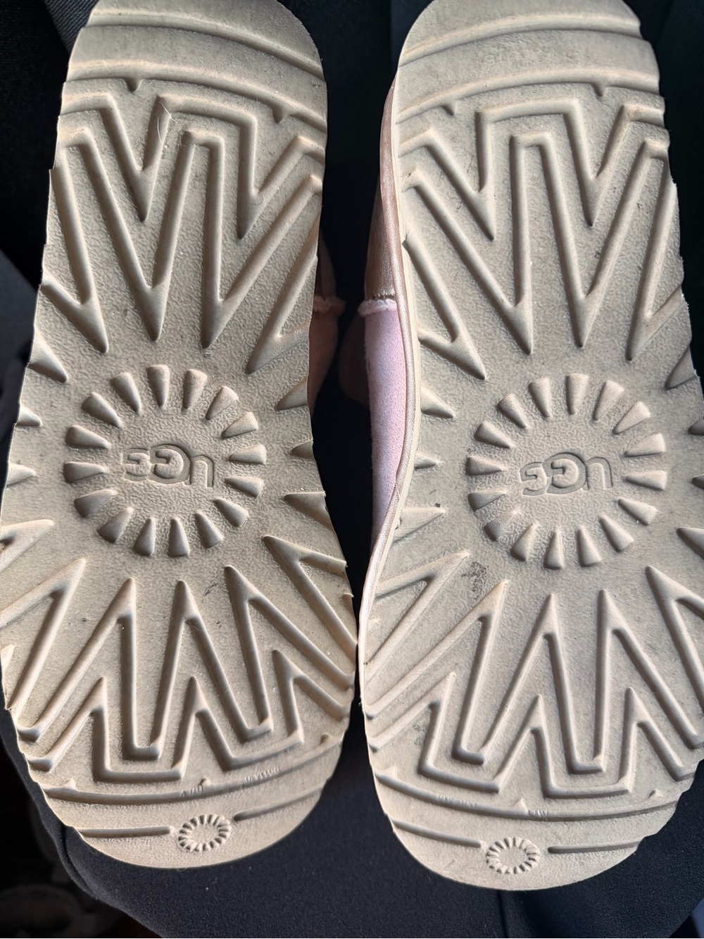 UGG Boot in Light Taupe with Beige Heel Patch - Picture 2 of 5